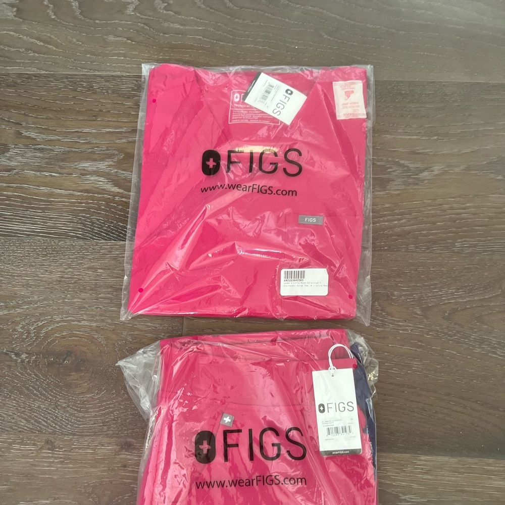Figs scrubs